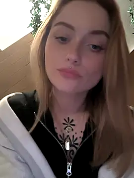 Goldloeckchen159 online show from December 2025 11:21:02 PM