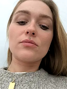 Goldloeckchen159 online show from February 2026 03:47:02 PM