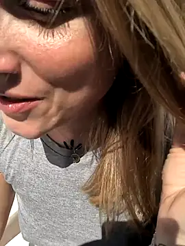 Goldloeckchen159 online show from November 2025 01:04:02 PM