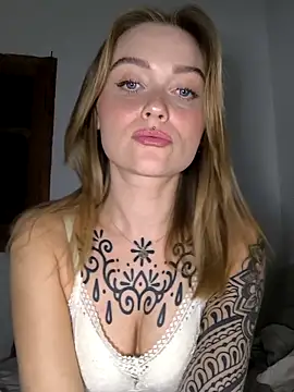 Goldloeckchen159 online show from November 2025 08:53:02 PM