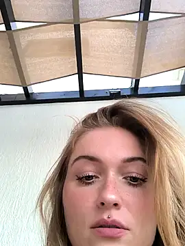 Goldloeckchen159 online show from October 2025 02:27:01 PM