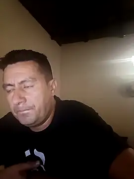 Snapshot of walwan85 chatting on October 2025 08:42:01 PM walwan85 online show from October 2025 08:42:01 PM