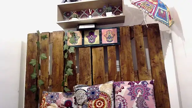 Snapshot of SARA_VAL3NTINA_ chatting on September 2025 11:15:01 PM SARA VAL3NTINA  online show from September 2025 11:15:01 PM