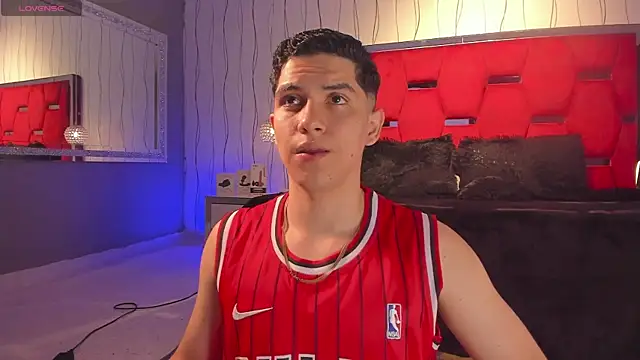 Brat  online show from December 2025 02:33:01 PM