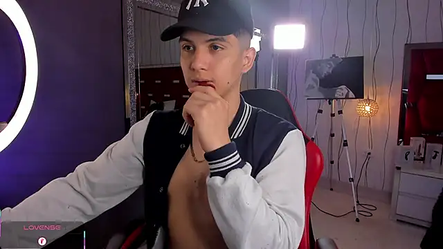 Snapshot of Brat_ chatting on March 2026 07:54:02 PM Brat online show from March 2026 07:54:02 PM