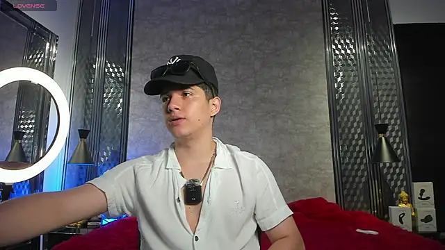 Brat  online show from October 2025 08:30:02 PM