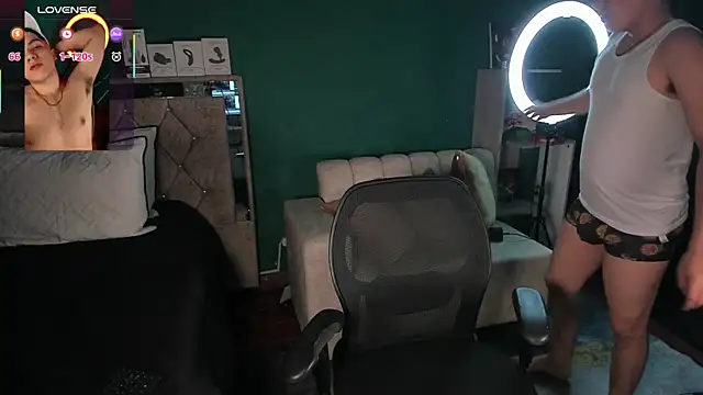 Brat  online show from October 2025 05:25:02 PM