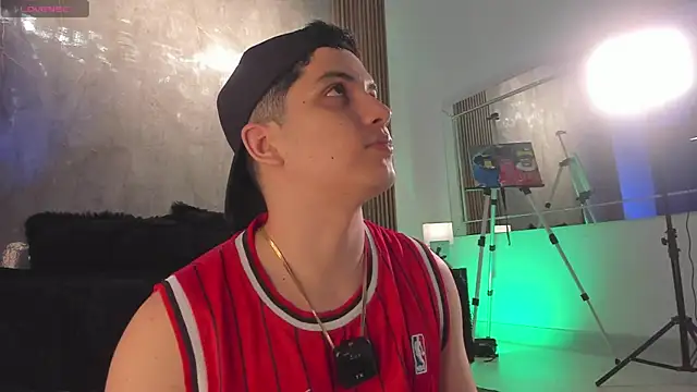 Brat  online show from November 2025 12:00:01 AM