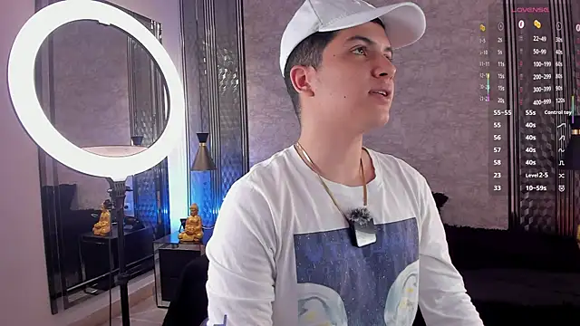 Brat  online show from November 2025 09:19:01 PM