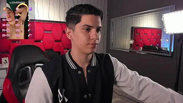 Snapshot of Brat_ chatting on December 2025 04:25:02 AM Brat online show from December 2025 04:25:02 AM