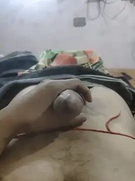 Snapshot of Veer555 chatting on February 2026 04:00:02 AM Veer555 online show from February 2026 04:00:02 AM