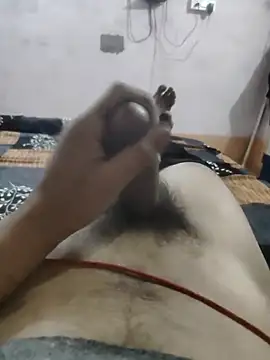 Snapshot of Veer555 chatting on December 2025 04:44:02 AM Veer555 online show from December 2025 04:44:02 AM