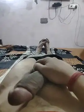 Snapshot of Veer555 chatting on February 2026 04:56:01 AM Veer555 online show from February 2026 04:56:01 AM