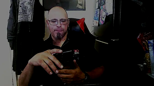 KrazyLegz online show from September 2025 08:58:02 PM