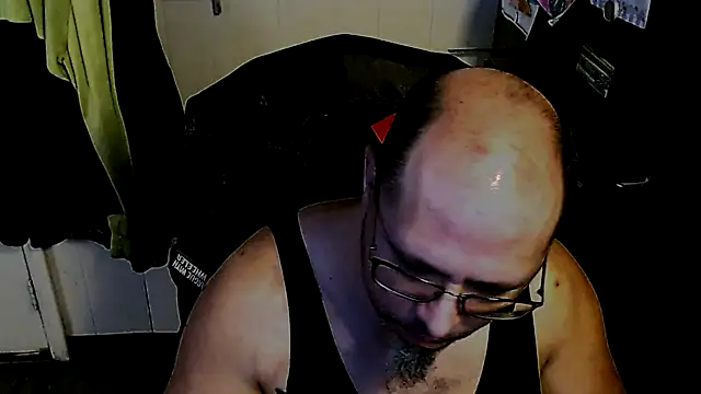 KrazyLegz online show from November 2025 05:23:02 PM