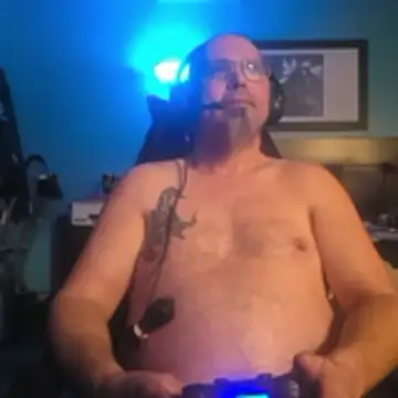 KrazyLegz online show from December 2025 07:40:01 AM