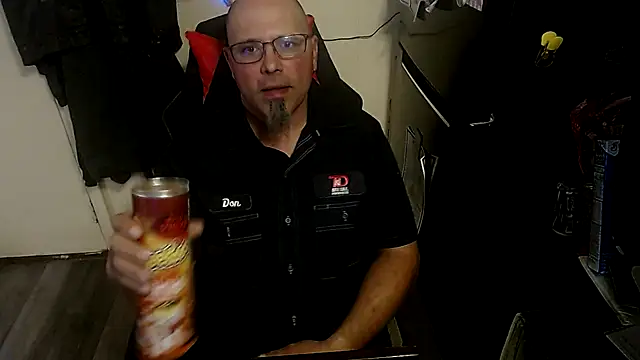 KrazyLegz online show from October 2025 10:53:01 PM