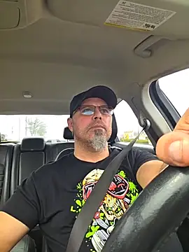 KrazyLegz online show from March 2026 04:45:01 PM