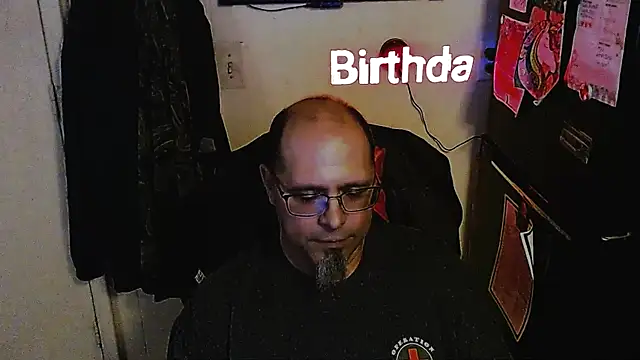 KrazyLegz online show from November 2025 08:57:02 PM