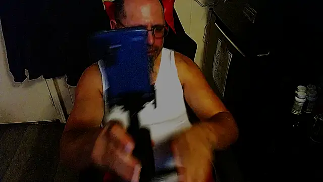 KrazyLegz online show from December 2025 02:28:02 AM