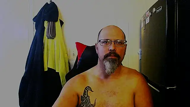 KrazyLegz online show from December 2024 06:24:01 PM