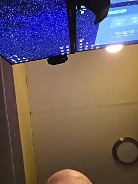 KrazyLegz online show from April 2026 01:49:01 PM