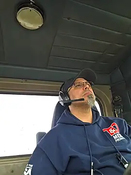 KrazyLegz online show from March 2026 05:36:02 PM