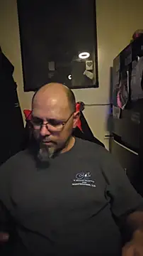 KrazyLegz online show from January 2026 02:40:01 AM