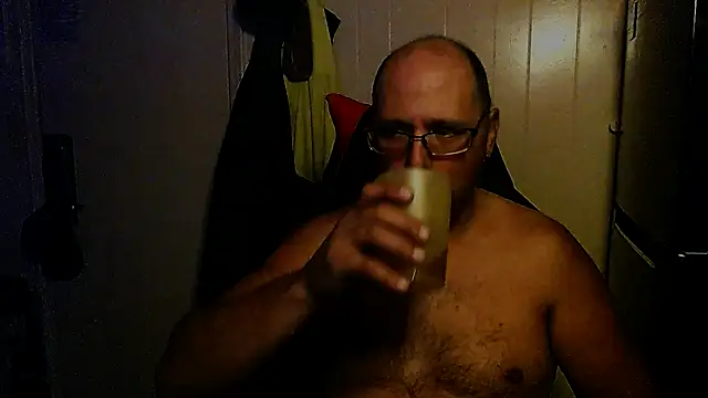 KrazyLegz online show from December 2024 12:08:02 AM