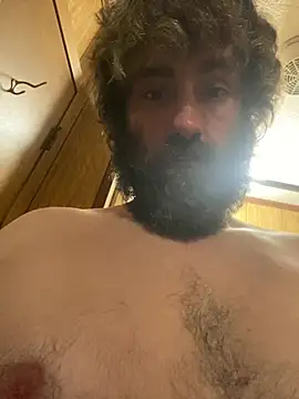 Snapshot of bigJohnson223 chatting on December 2024 07:07:02 AM bigJohnson223 online show from December 2024 07:07:02 AM