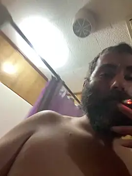 Snapshot of bigJohnson223 chatting on February 2025 05:16:01 AM bigJohnson223 online show from February 2025 05:16:01 AM