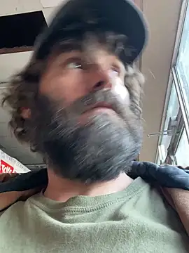 Snapshot of bigJohnson223 chatting on December 2024 09:40:01 PM bigJohnson223 online show from December 2024 09:40:01 PM