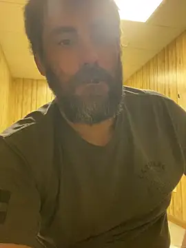 Snapshot of bigJohnson223 chatting on March 2025 08:59:01 PM bigJohnson223 online show from March 2025 08:59:01 PM