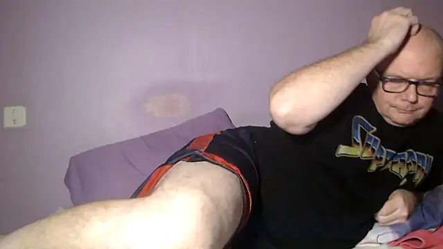 hairy orbite online show from November 2025 12:37:02 AM