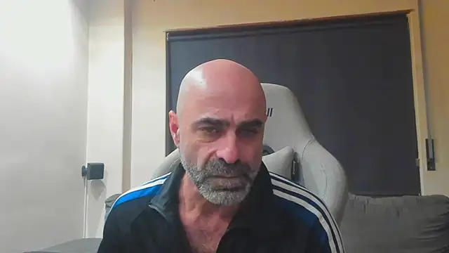 Snapshot of Bicopflirt chatting on February 2026 02:34:01 AM Bicopflirt online show from February 2026 02:34:01 AM