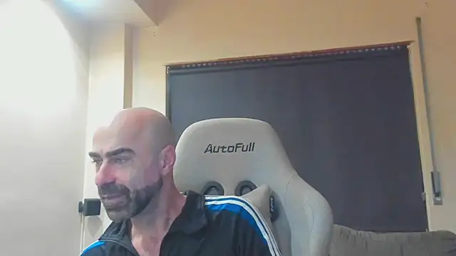 Snapshot of Bicopflirt chatting on February 2026 10:43:01 AM Bicopflirt online show from February 2026 10:43:01 AM