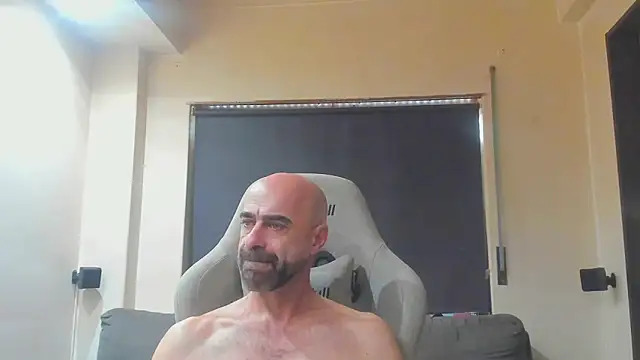 Snapshot of Bicopflirt chatting on October 2025 08:26:01 AM Bicopflirt online show from October 2025 08:26:01 AM