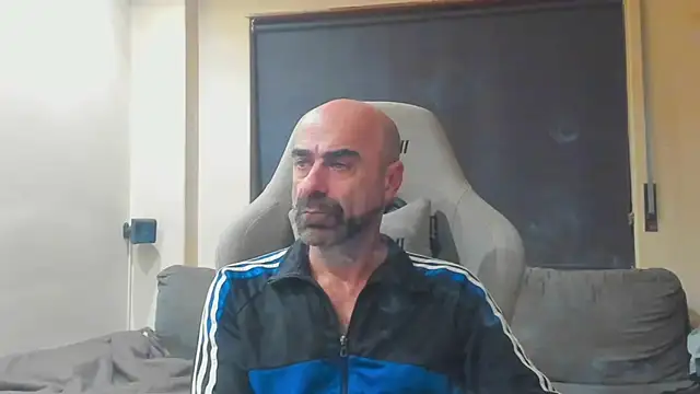 Bicopflirt online show from December 2025 09:20:01 PM