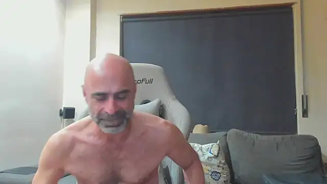 Snapshot of Bicopflirt chatting on October 2025 11:47:02 PM Bicopflirt online show from October 2025 11:47:02 PM