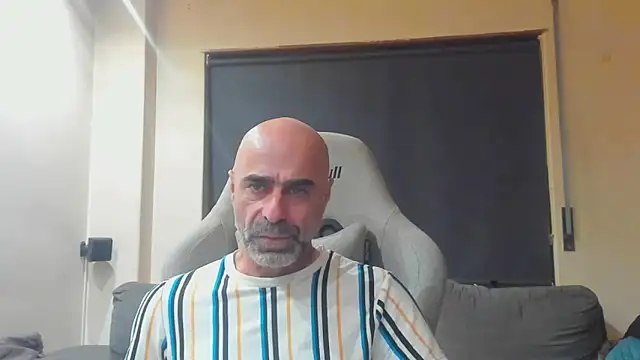 Bicopflirt online show from March 2026 11:17:02 PM