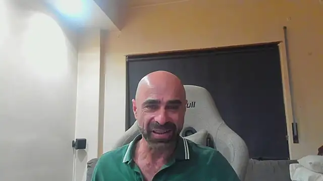 Bicopflirt online show from April 2026 10:35:02 PM