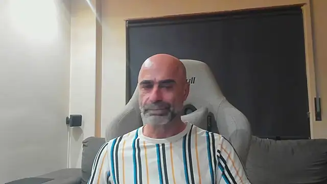 Bicopflirt online show from March 2026 02:12:01 AM