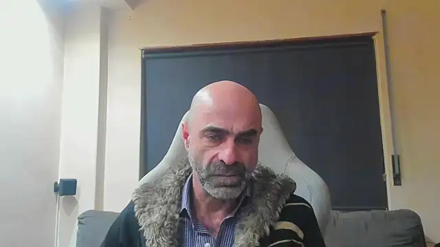 Snapshot of Bicopflirt chatting on February 2026 12:21:01 AM Bicopflirt online show from February 2026 12:21:01 AM