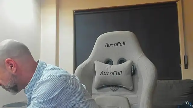 Snapshot of Bicopflirt chatting on February 2026 03:40:02 AM Bicopflirt online show from February 2026 03:40:02 AM