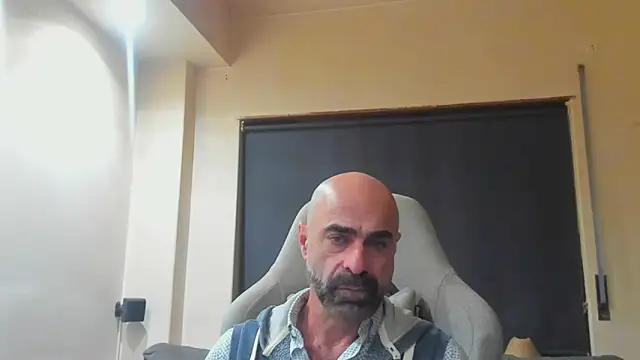 Bicopflirt online show from November 2025 08:09:02 PM