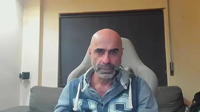 Snapshot of Bicopflirt chatting on March 2026 12:18:01 AM Bicopflirt online show from March 2026 12:18:01 AM