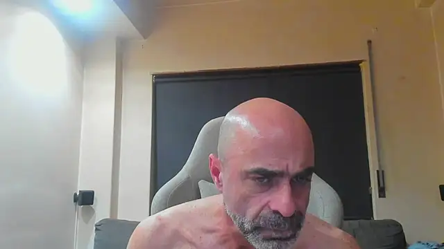 Bicopflirt online show from April 2026 01:15:01 AM