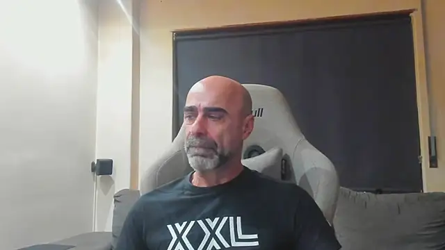 Bicopflirt online show from March 2026 11:46:01 PM