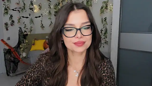 ContinentOfTranquility online show from October 2025 01:04:02 AM