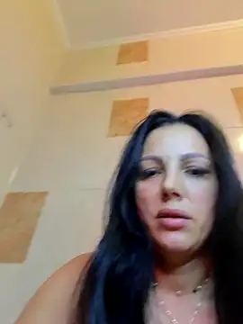 ReiyaRey online show from April 2026 07:16:01 PM